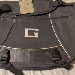 Guess Messenger Bag Medium Size NEW