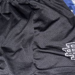 EE Shorts 