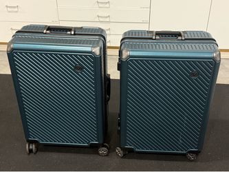 Like New Set of 2 Japanese Premium 24" Checked Suitcases - Used Once!