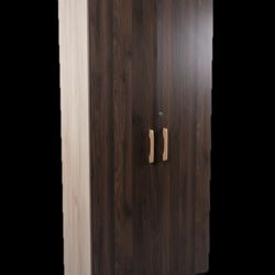 🚪 Stylish Two-Tone Wooden Storage Cabinet / Wardrobe - $300 (Venmo Only) 💰