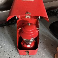 Collectible  Vintage Coleman Lantern 