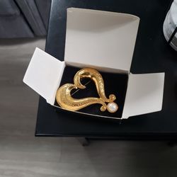 Golden Heart And Pearl Broach