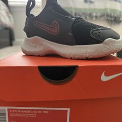 Toddler Size 7c Flex Runner 3 SE