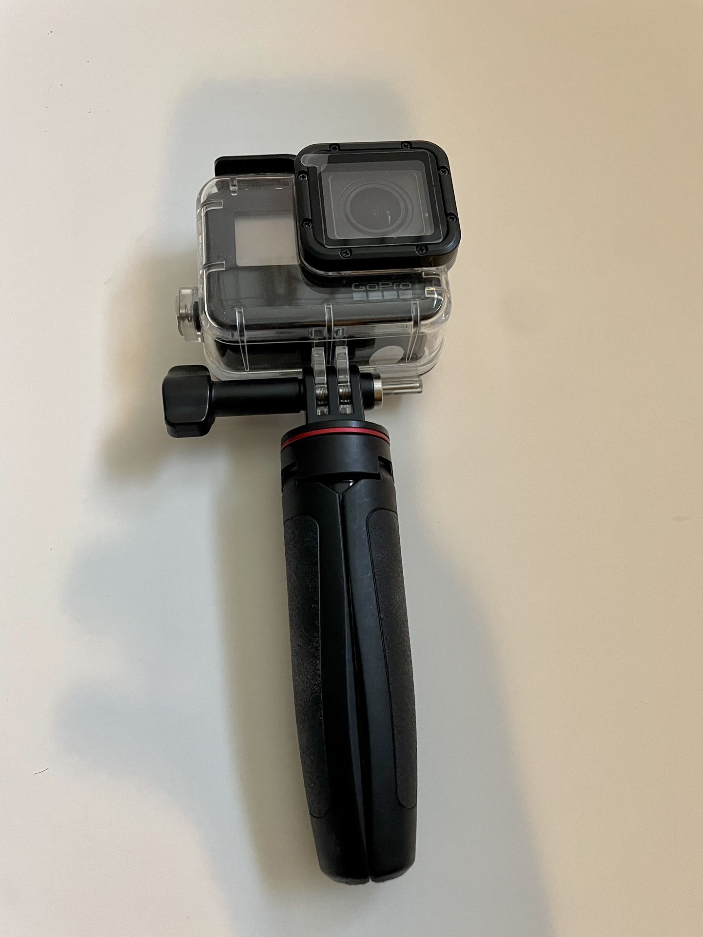 Go Pro 7 With Case and Tripod