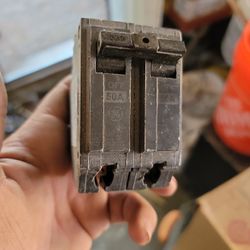 Ge 50 Amp Breaker