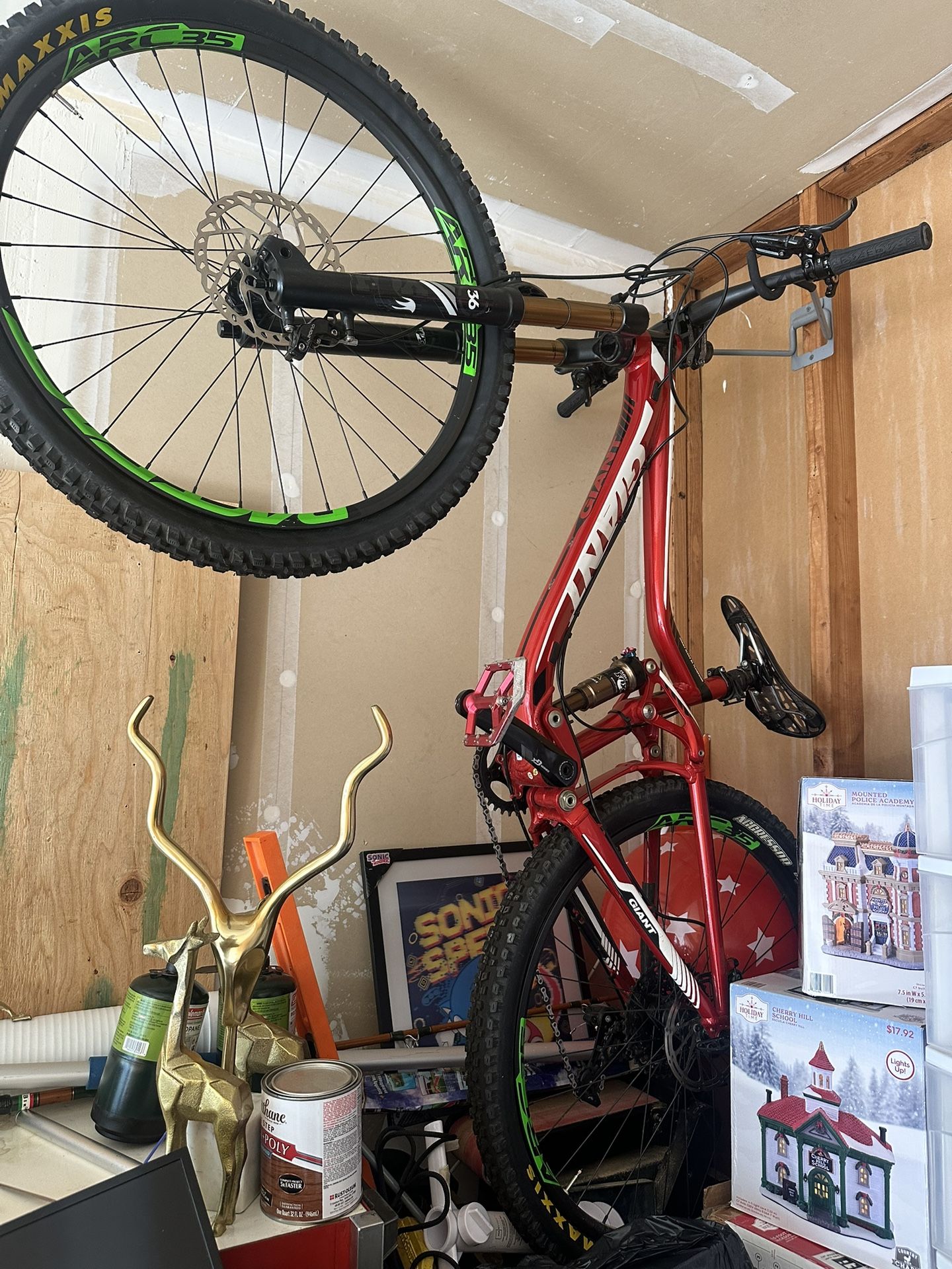 Giant Mountain Bike