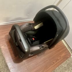 Car Seat Like New 