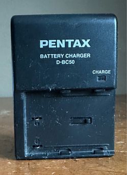 OEM Pentax Battery Charger Model D-BC50 Charging Cradle For D-LI50 Battery