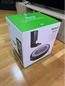 iRobot smart cleaning bundle in excellent condition
