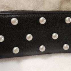 New Pearl Wallet