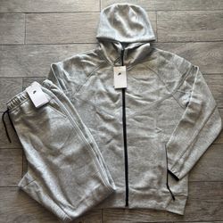 Gray Reflective Nike Tech Set