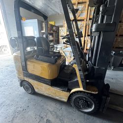 Forklift CAT