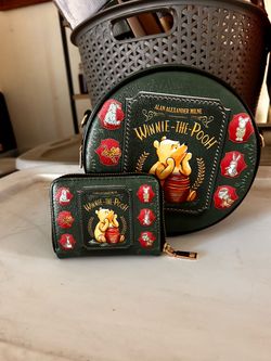 Winnie the Pooh crossbody with matching wallet