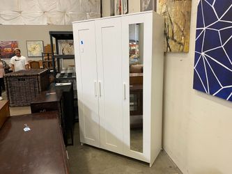IKEA Brimnes White 3 Door Mirrored Armoire