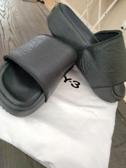 Y-3 YOHJI Yamamoto  ADIDAS Black LEATHER PLATFORM SLIDES SANDAL