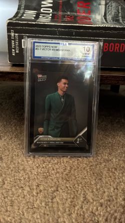 Victor Wembanyama sports card