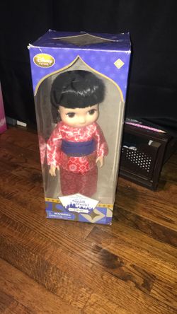 Disney it’s a small word Japan doll
