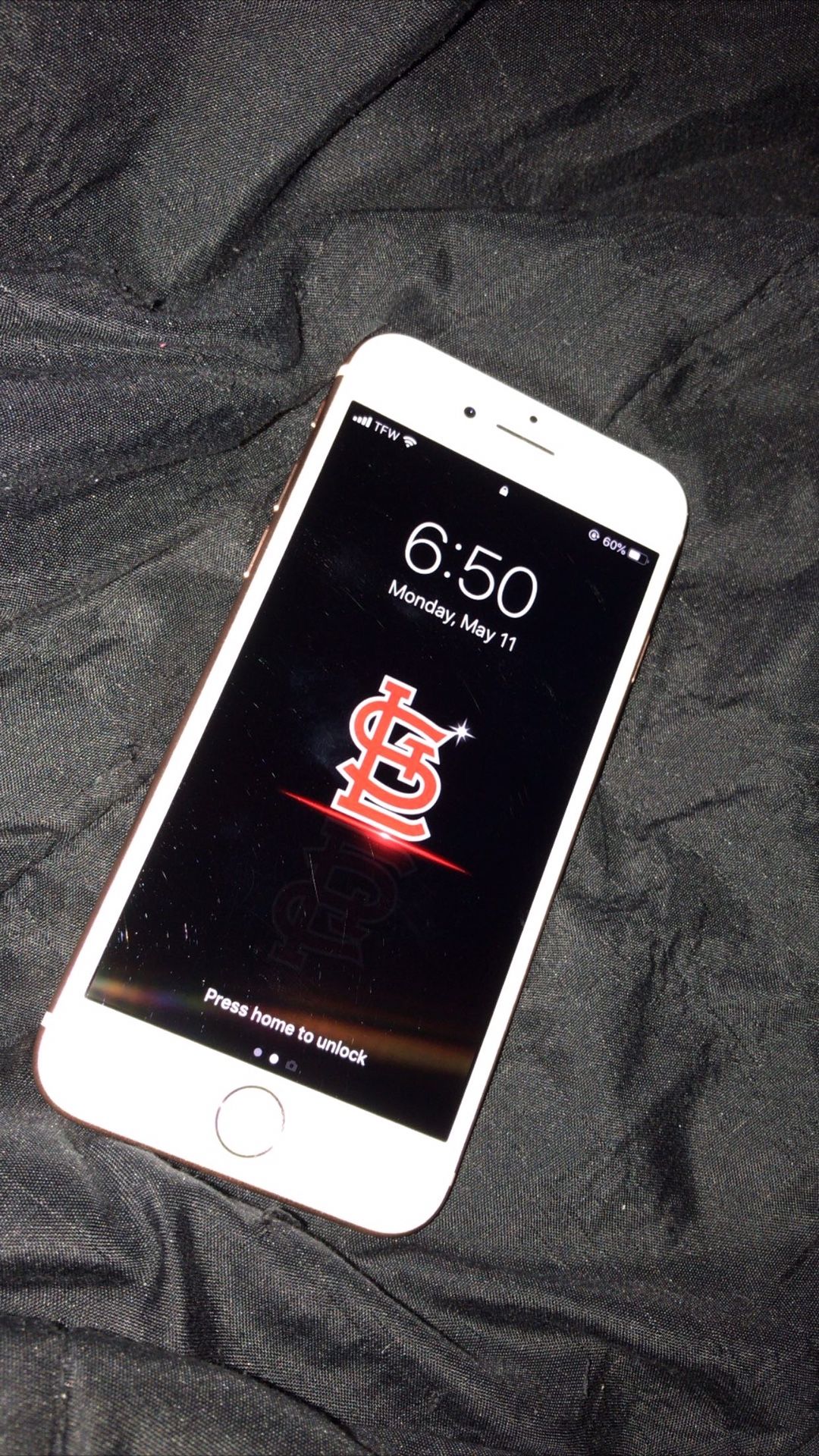 Unlocked iPhone 8 rose gold