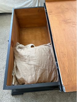Heavy painted wood coffee table w/storage