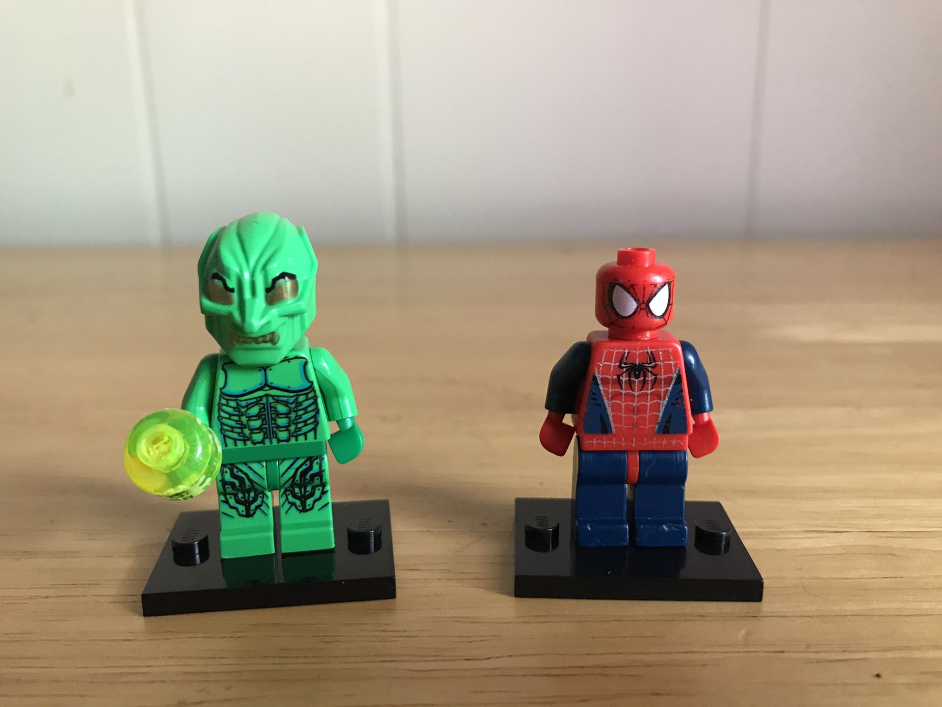 *RARE* LEGO Spider Man and Green Goblin (2002-2003)