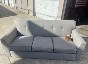 Incredibly Comfy Couch (must go by 6/21!)