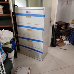 4 Drawer File Cabinet