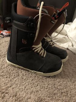 Mens Burton Rampant snowboarding boots. Size 8 (used)