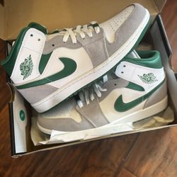 Jordan 1 Mid Grey Green