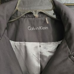 Women's Calvin Klein Raincoat With Hood!!