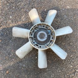Toyota Pick Up 22re Engine Fan With Clutch 79-95