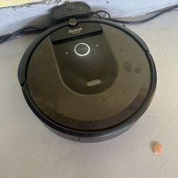 iRobot Roomba i7 (7150)