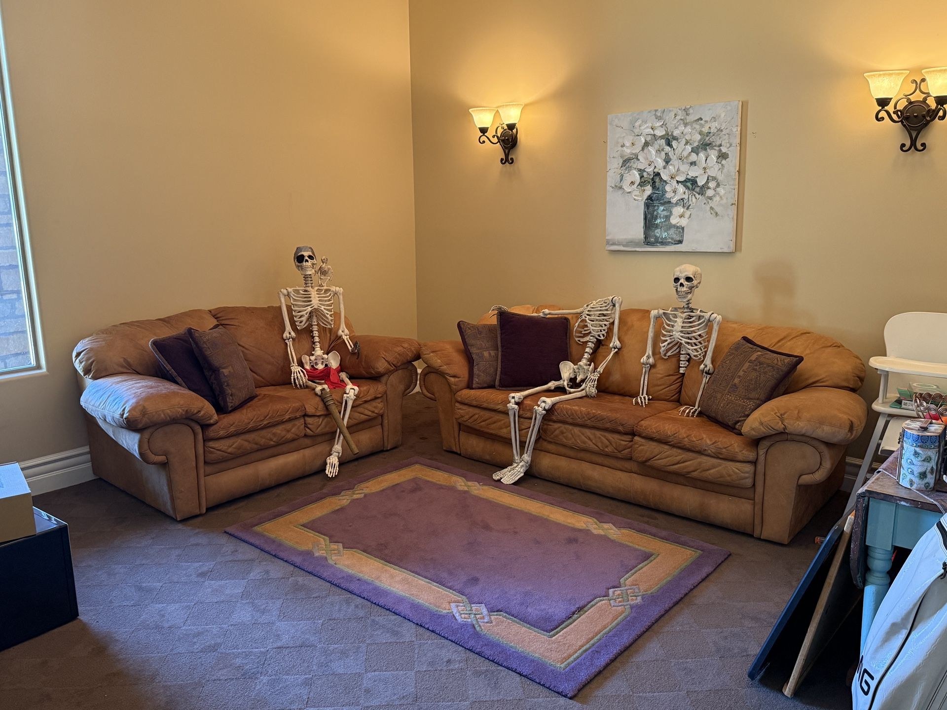 FREE NEED GONE Living Room Set: Real Leather Couch + Loveseat + Rug