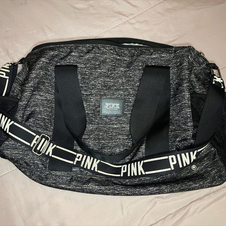 Louis Vuitton Black Duffel Bag Perfect For Traveling for Sale in Stockton,  CA - OfferUp