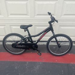 Trek Precaliber 20" Wheels Single Speed Kids Bike