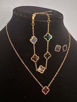 Happy Mother’s Day clover jewelry