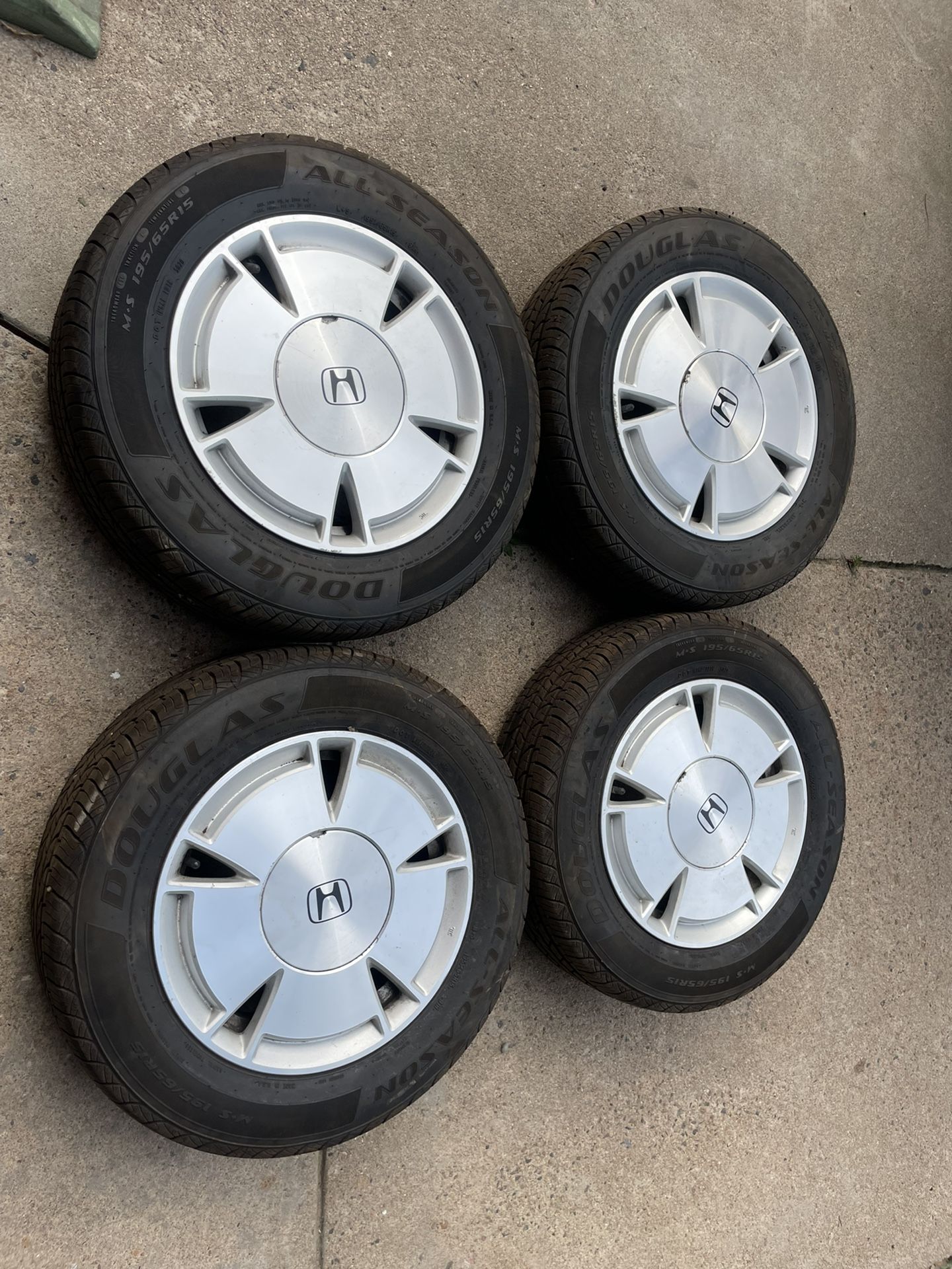 2006-2011 Honda Civic Enkei Wheels 195 65 15 Tires 90%