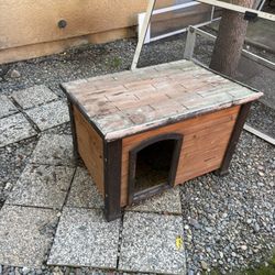 Free Dog House