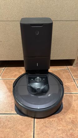 !7  iRobot Roomba Robot Vacuum with Auto-Empty Base