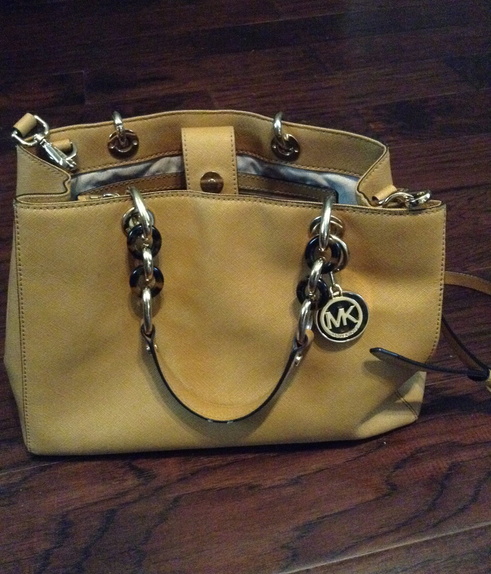 Michael kors handbag