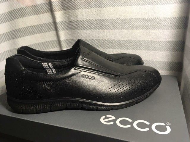 Leather ecco shoes size 7-7.5