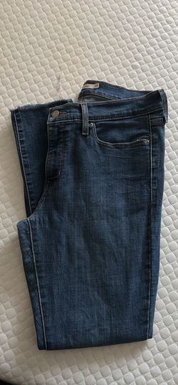 Levi’s 311 shaping skinny size 29 jeans