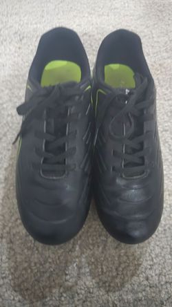 Lotto Roma 100 Youth Soccer Cleats – Size 1.5