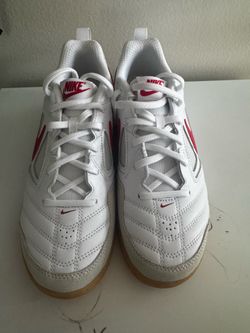 Nike gato new