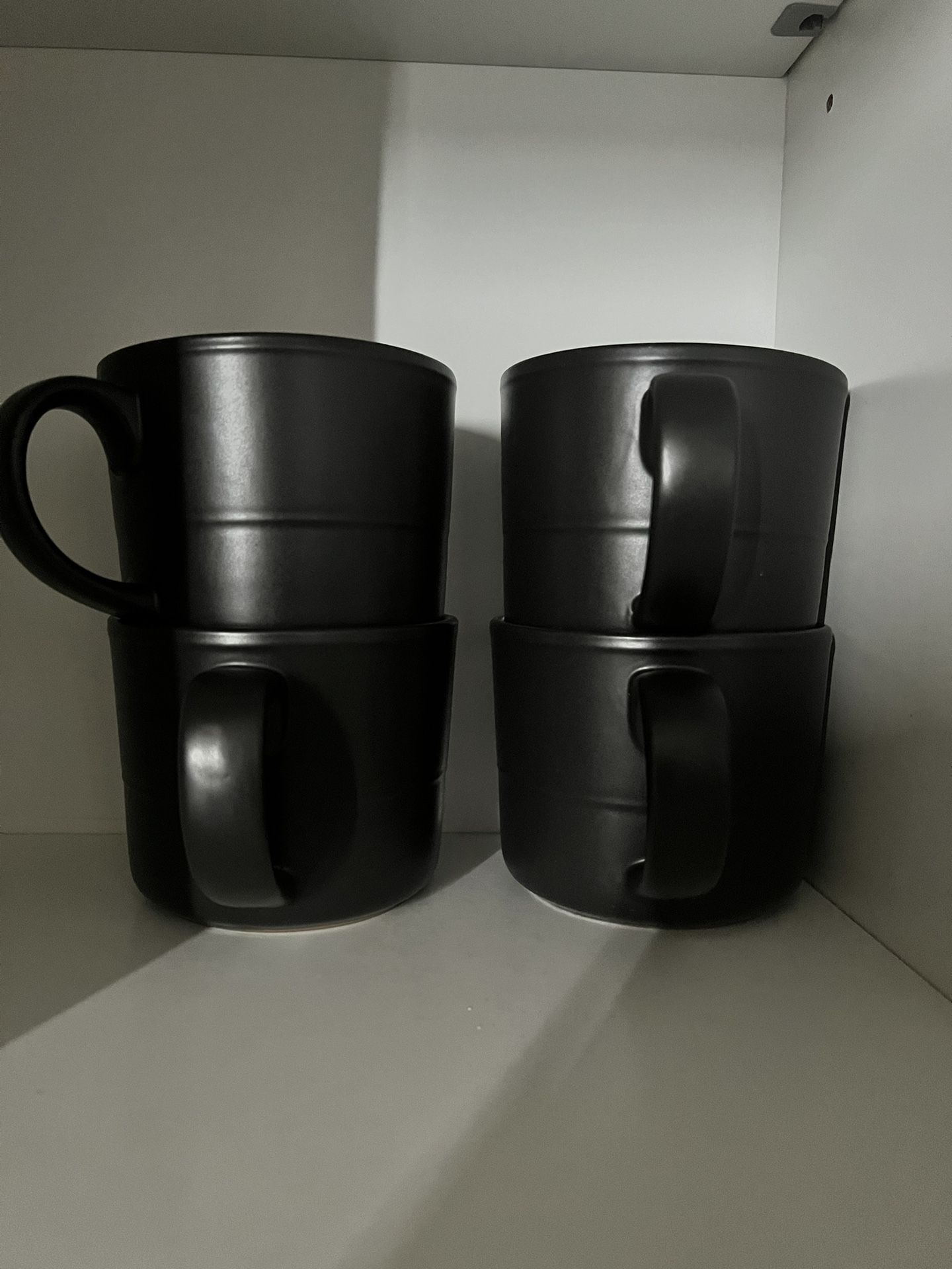 Cups And Plates Set
