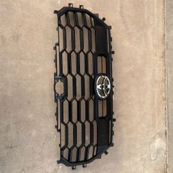 Toyota Tundra Grill