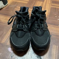 Black Nikes