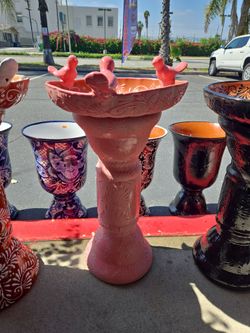 Fuente pajarera ($135)tel (contact info removed)
