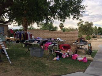 GIRL CLOTHES
