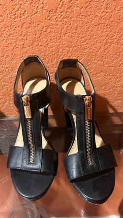 Michel kors heels size 7 in a half women
