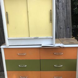 Free Cabinets